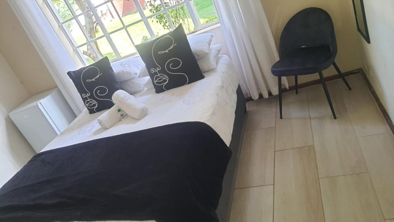 Secret Guest House Pietermaritzburg Esterno foto